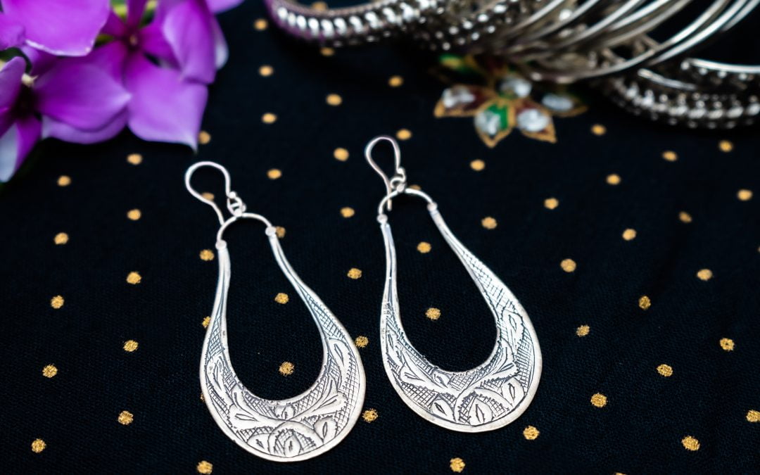 Zo herken je écht zilveren oorbellen